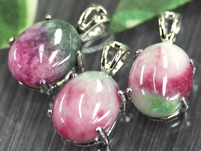 ミャンマー産 天然本翡翠 印材 ヒスイ印鑑 (2個)☆美しい石目☆ 限定