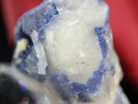 ≪原石祭り30％OFF≫【USAツーソンミネラルショー商品】超プレミア！水晶に浮かぶ深いブルー★流通量極少アイテム★ブラジル/バイーア州産★天然原石/デュモルチェライトインクォーツ（Dumortier