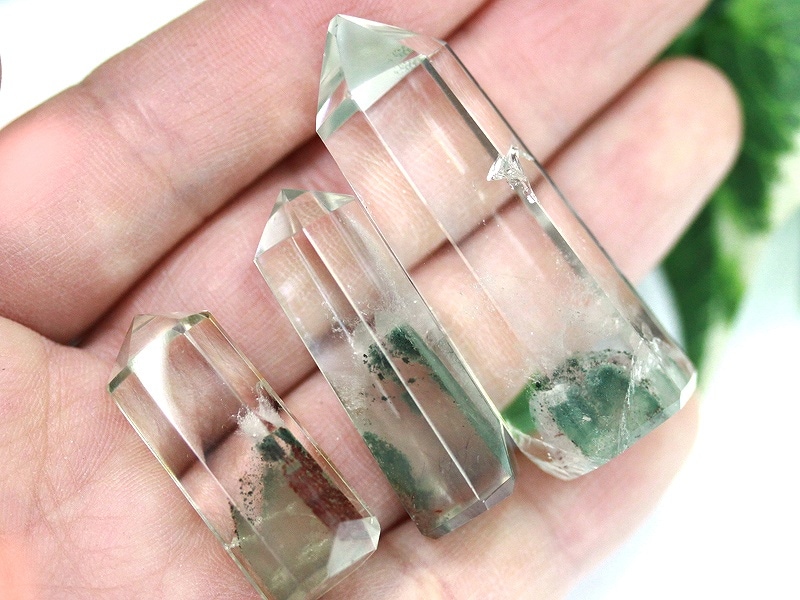 USAツーソンミネラルショー商品】良質な透明度◎☆幻想的な山入り