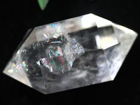 【限定入荷！】1点物★3A/透明度◎★美しいレインボー★良質マダガスカル産クリスタル★ダブルターミネーテッド、両剣水晶★天然原石/マダガスカル透明水晶六角柱ダブルポイント/約43g/1個【ネコポス不可