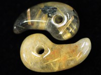 激安！限定入荷！★金運・財運の石★天然石/勾玉（まがたま）/ゴールドルチルクォーツ（ルチレイテッドクォーツ/金紅石入り水晶）/1個【アメリカツーソン・香港展示会・世界各地ミネラルショー出展品買い付け】