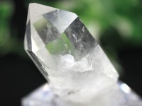 ≪原石祭り20%OFF≫【USAツーソンミネラルショー商品】浄化・インテリアに！★美結晶レインボー虹入り★ブラジル産/天然原石/水晶クラスター(石英/Cluster/Crystal/Quartz)/約