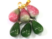 限定入荷！★繁栄・成功・健康の石として幅広い年代に定番人気★天然石/翡翠（ひすい・ジェイド・jade）ペンダントトップ/ドロップ/シルバーカラー/1個【天然石/パワーストーン】【アメリカツーソン・香港