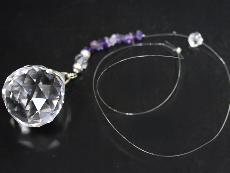 占いに使える30mmの水晶球お守りパワーストーンとして