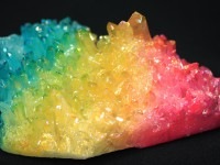 ≪原石祭り15%OFF≫キラキラ！鮮やかミックスオーラカラー★天然原石/パステルミックスオーラ水晶クラスター原石（クリスタル）/ブルー&イエロー&ピンク/600-699g/1個【ネコポス不可】【天然石