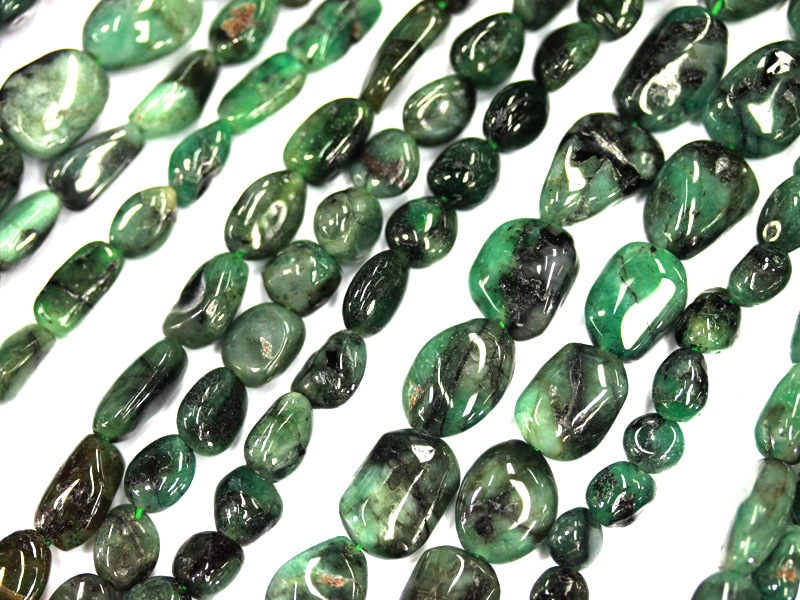 数量限定入荷】超希少！☆照り艶◎美しいグリーンカラー☆世界四大宝石