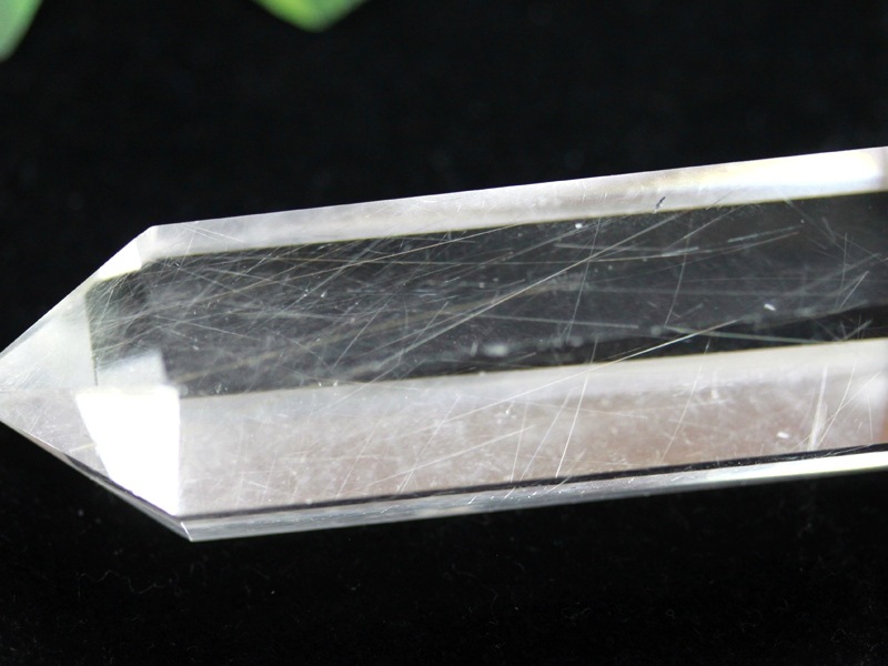1560g 高透明　尖端石欠白水晶 六角柱マダガスカル産 DS7 1560g 高透明 尖端石欠白水晶 六角柱マダガスカル産 DS7 1560g
