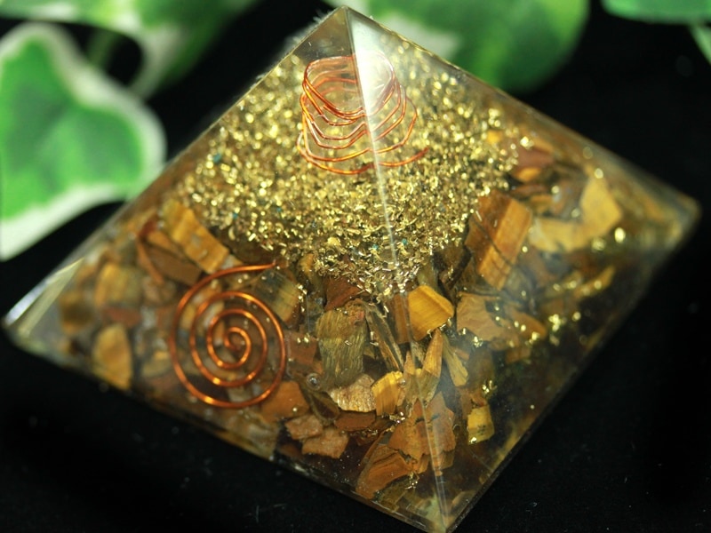 癒しのオルゴナイト❤️イエローアパタイト＋タイガーアイのハート型