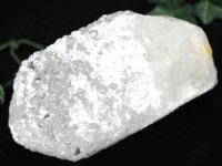 【USAツーソンミネラルショー商品】1点物★珍しい凸凹結晶★レインボー虹入り★ブラジル産★天然原石/水晶六角柱ポイント(石英/Cluster/Crystal/Quartz)/約929g/1個【天然石/