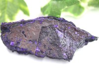 【USAツーソンミネラルショー商品】希少レア！1点もの★高発色★世界三大ヒーリングストーン★天然原石/南アフリカ産スギライト(Sugilite・杉石)原石/約80g/1個【ネコポス不可】【天然石/パワ