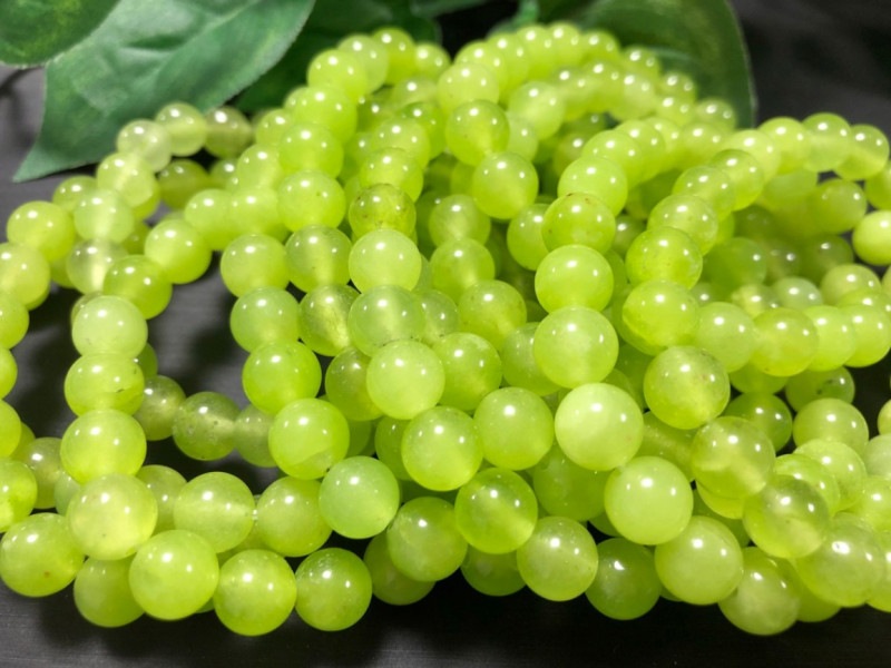 人気！☆鮮やかでカラフル☆天然石ブレスレット/アップルグリーン