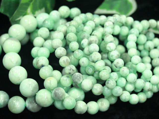 希少！☆優しいアップルグリーンカラー☆夢や希望の道を開く石/天然石  