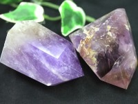 人気！★天然レインボー入り★天然原石/ブラジル産アメジスト六角柱ポイント(Amethyst/紫水晶)/81〜100g/1個【ネコポス不可】【アメリカツーソン・香港展示会・世界各地出展品買い付け】|原石