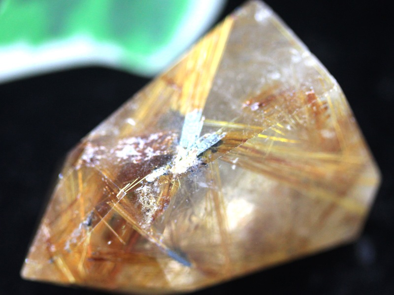 スモーキークォーツ 原石 ゴールドタイチンルチル 虹 六角柱 スモーキークォーツ 原石 ゴールドタイチンルチル 虹入り 六角柱