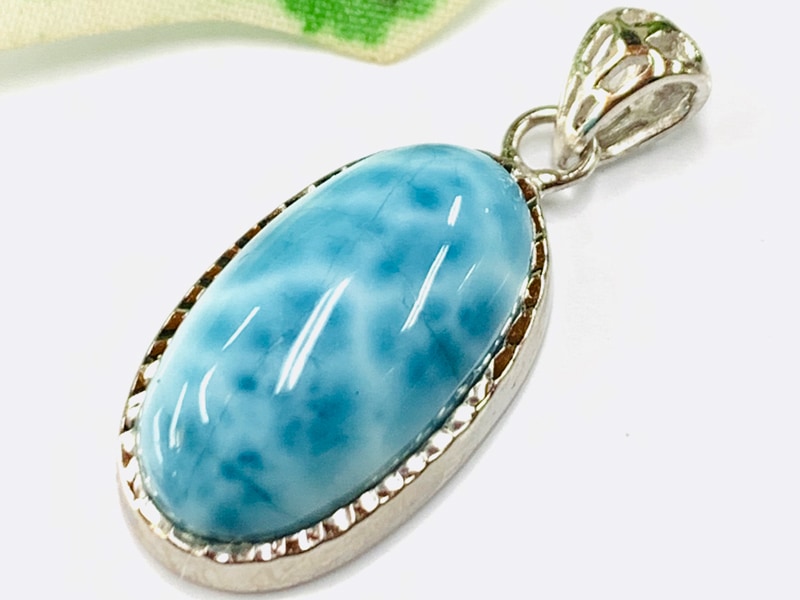 玄武ガーデンクォーツペンダント・風水アイテム