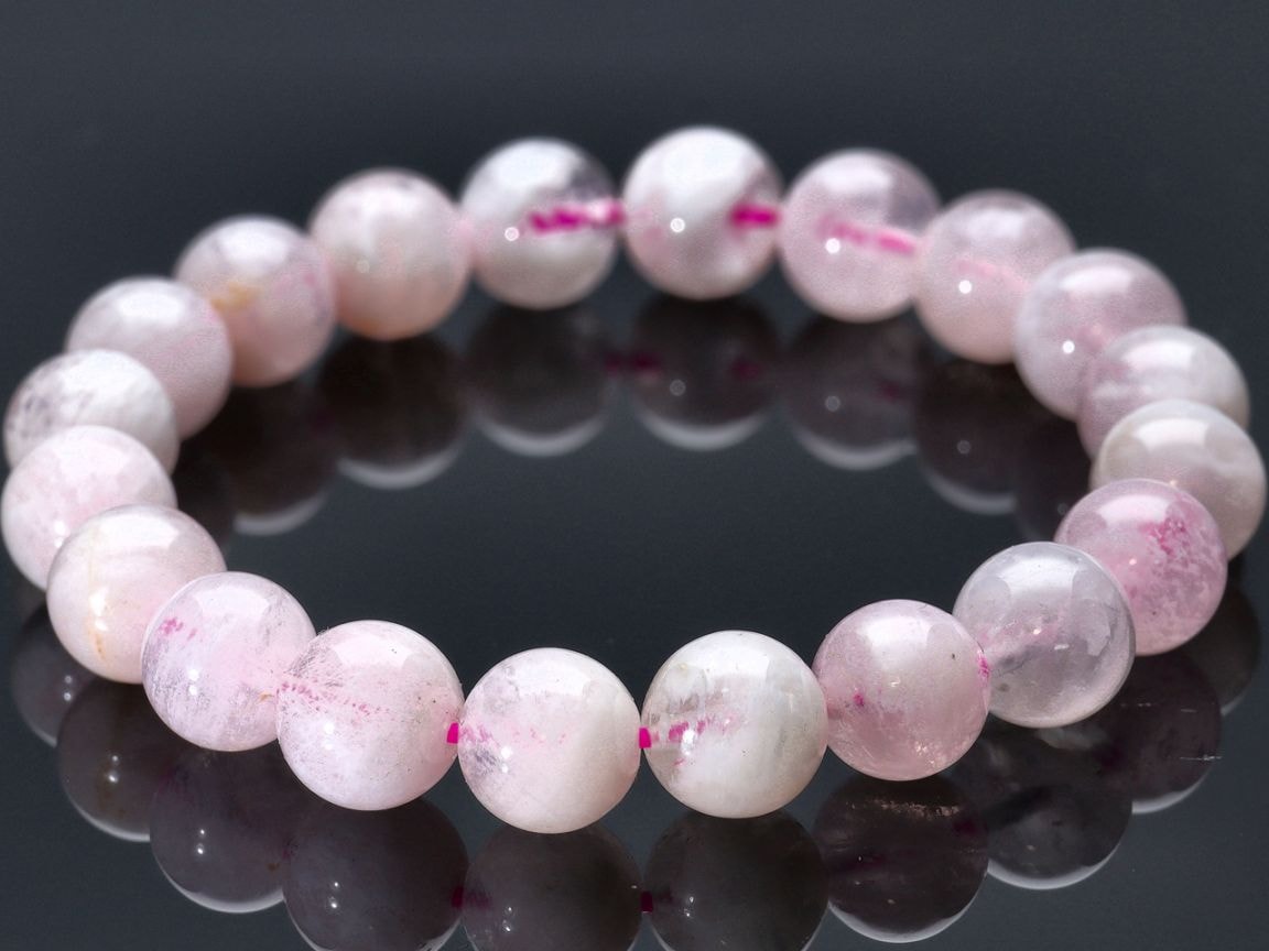 1点物】雪景色のような世界☆天然石ブレスレット/スノーガーデン