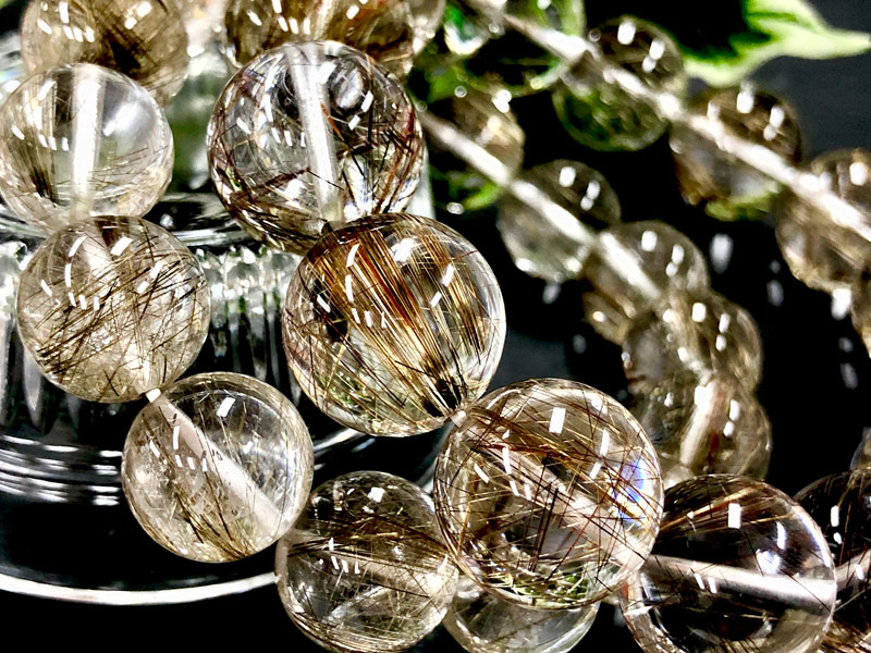 シルバールチルとエンジェルラダーインクォーツ シルバールチルとエンジェルラダーインクォーツ シルバールチルと