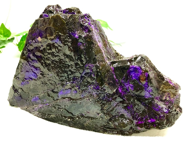 アフリカ産 スギライト原石 南アフリカ産 スギライト原石 t654