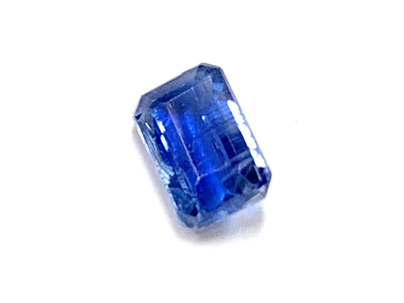 美しいブルーカラー☆宝石ルース/カイヤナイト(藍晶石/Kyanite 美しいブルーカラー☆宝石ルース/カイヤナイト(藍晶石/Kyanite
