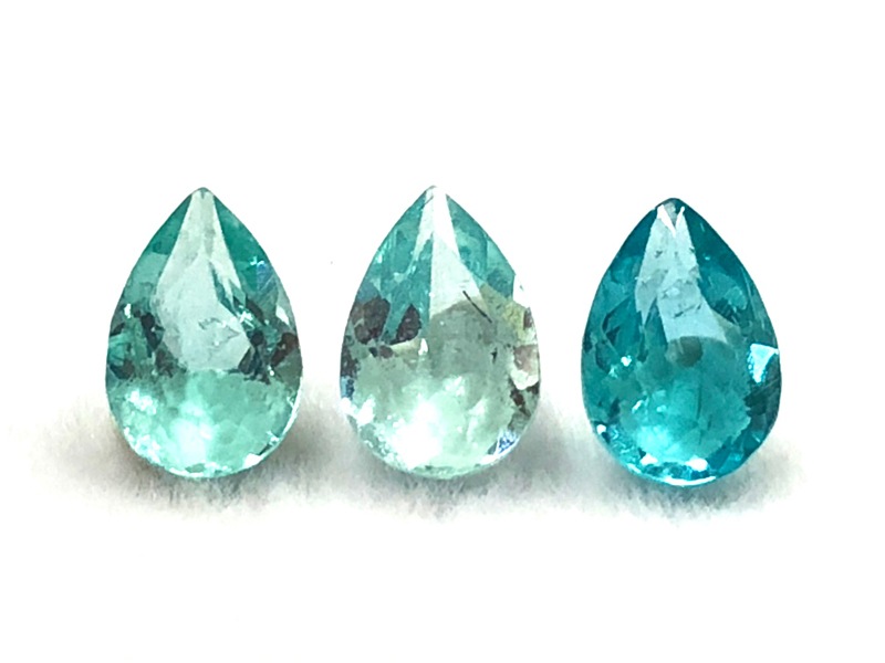 透明度◎華やかなネオンカラー☆宝石ルース/アパタイト(apatite 透明度◎華やかなネオンカラー☆宝石ルース/アパタイト(apatite