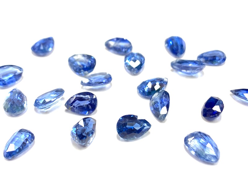 【0311-①】ブレス スカイブルーカイヤナイト&ブルームーンストーン※高品質 0311-①】ブレス スカイブルーカイヤナイト&ブルームーン