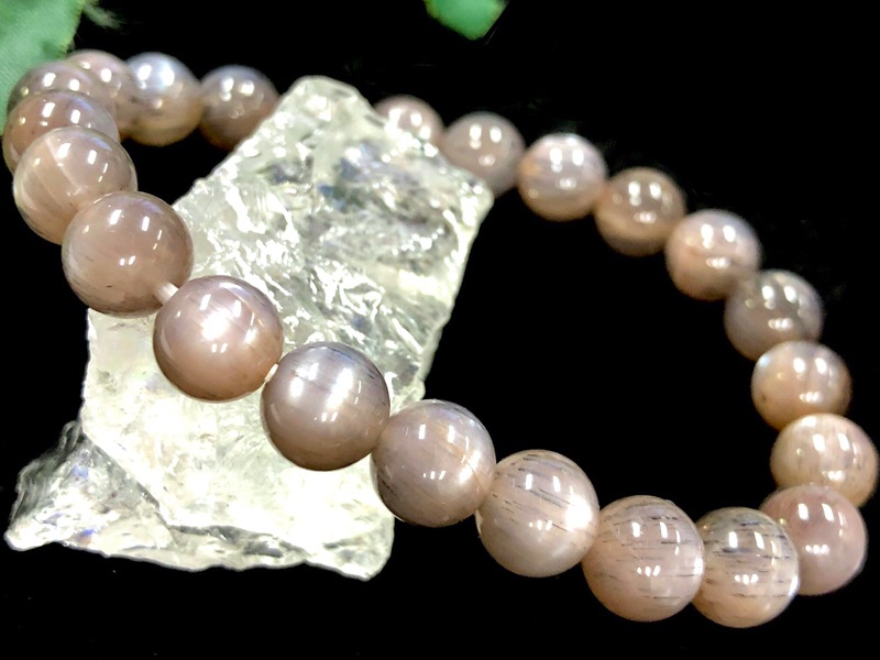 ヒマラヤ産アメジスト AAAA 8mmブレスレット 天然ダイヤモンド翡翠