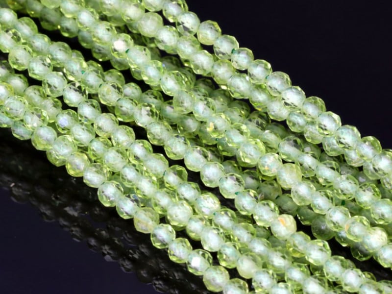 ペリドットの天然石 大勾玉 【公式通販】