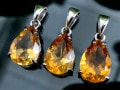 濃厚イエロー★sv925★天然石ペンダントトップ/シトリン（黄水晶/Citrine）/1個【天然石/パワーストーン】【アメリカツーソン・香港展示会・世界各地ミネラルショー出展品買い付け】|シトリン：指
