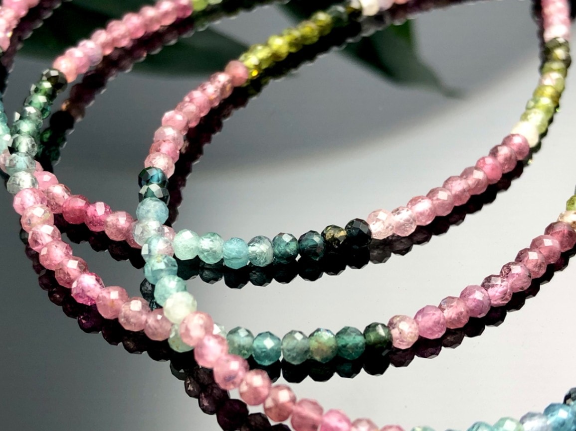 1680.エメラルド/ルビー/サファイヤボタンカットグラデーション5連ネックレス 0.30ct ファッション 1680.エメラルド/ルビー/サファイヤボタンカット