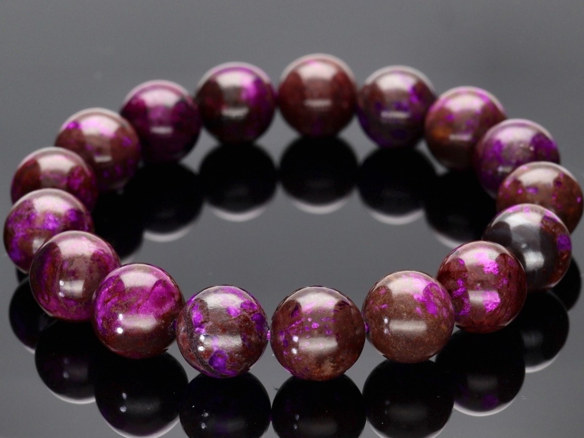 【希少】★世界三大ヒーリングストーン　天然 高品質 スギライト 1点物】超美色！世界三大ヒーリングストーン☆FA/天然石ブレスレット