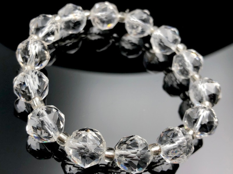 パワーストーン ブレスレット クリスタル（本水晶）・アイオライト 誕生石 4月 仕事運 恋愛成就 結婚運 3月 1点物美しい透明感☆シルバーシラー☆天然石ブレスレット