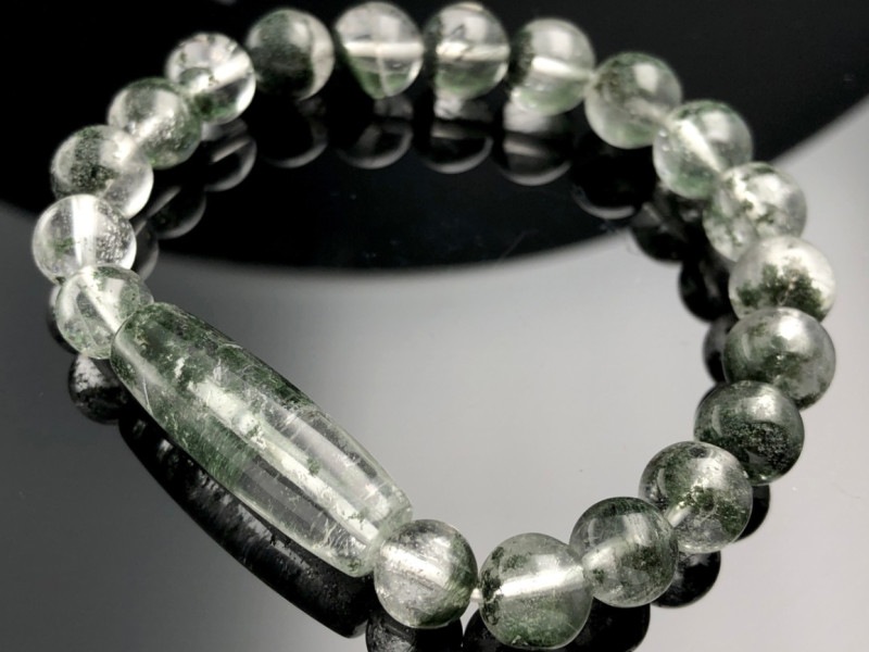 超レア ガネーシュヒマール産 ホワイトファントム付ヘマタイト