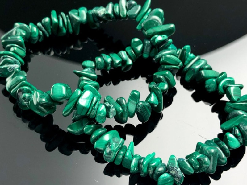 美しい色合いを持つ孔雀石☆邪気払い☆天然石ブレスレット/マラカイト 