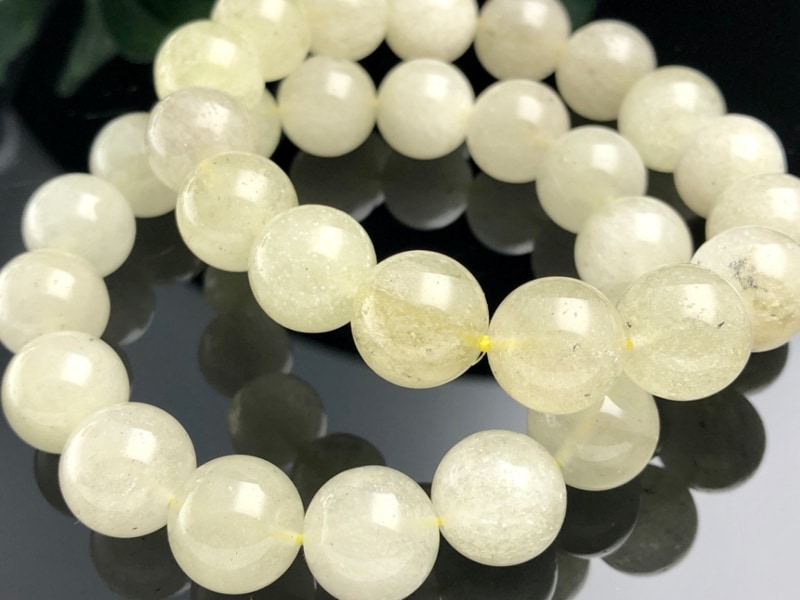 【良質,希少】ホワイトダンビュライト　ブレスレット　美品　レア　天然石 良質,希少】ホワイトダンビュライト ブレスレット 美品 レア 天然石