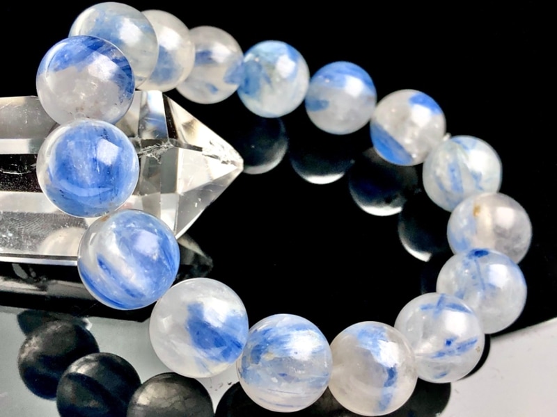 アウトレット シラーが美しいシルバーオブシディアンのBIGユニコーン