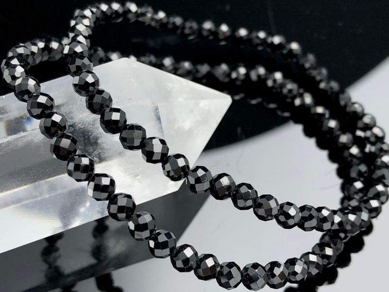 �ߥ��ޡ�����ŷ���Х֥쥹��å�/�֥�å����ԥͥ��������/Spinel��/64�̥��å�/��4mm/1�ܡ�ŷ����/�ѥ���ȡ���ۡڥ���ꥫ�ġ����󡦹��Ÿ�����������Ͻ�Ÿ���㤤�դ���