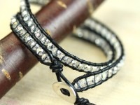 【初回生産分限定価格】2連巻きレザーラップブレス/ガラスビーズ/クリスタルオーラ/4mm|ガラス・プラスチック製品