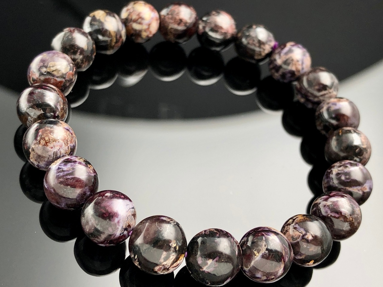 世界一のヒーリングストーンピンクスギライト10mm 内径17cm