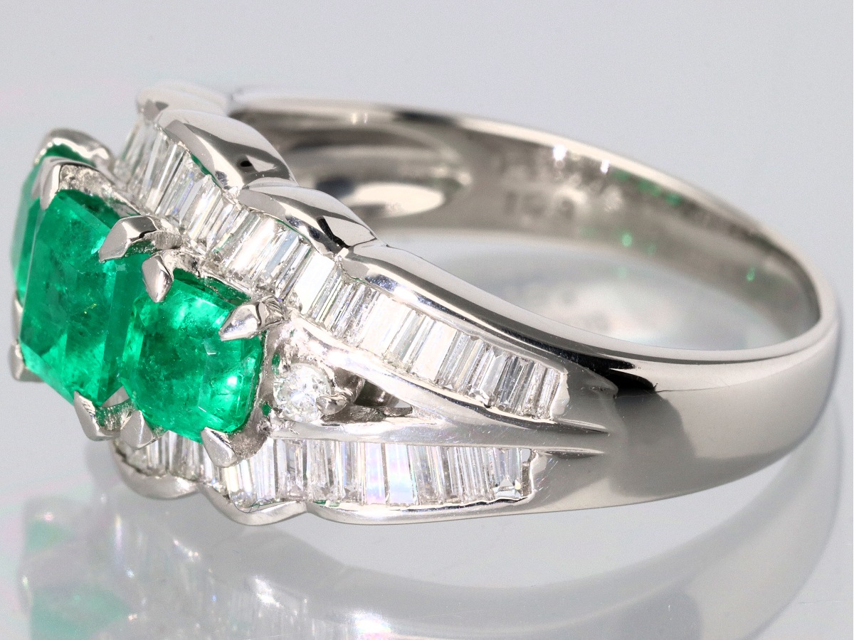 1点物】鑑別書付き☆世界四大宝石☆Pt900☆1.59ct☆エメラルドカット 