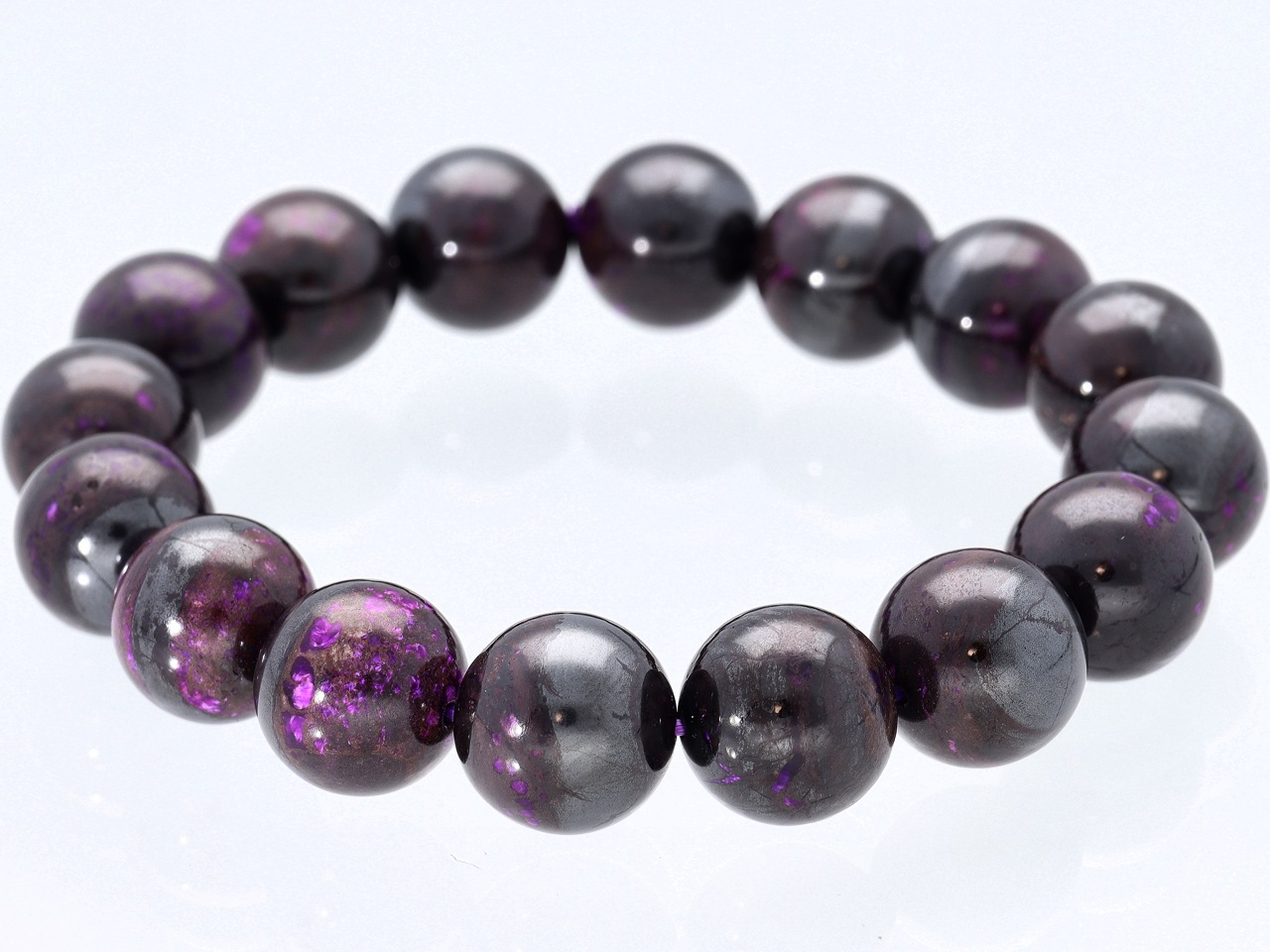 売り切り最終価格！　天然石　スギライト　天珠　ブレスレット 売り切り最終価格！天然石スギライト天珠ブレスレット