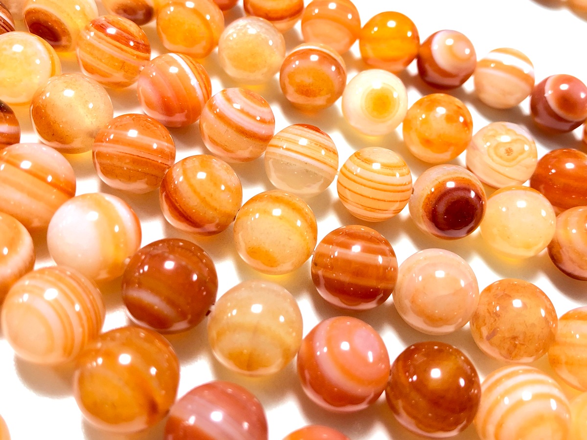 眼の力で邪気を払い魔を除ける☆AA/天然石ビーズ/赤天眼石（アイ