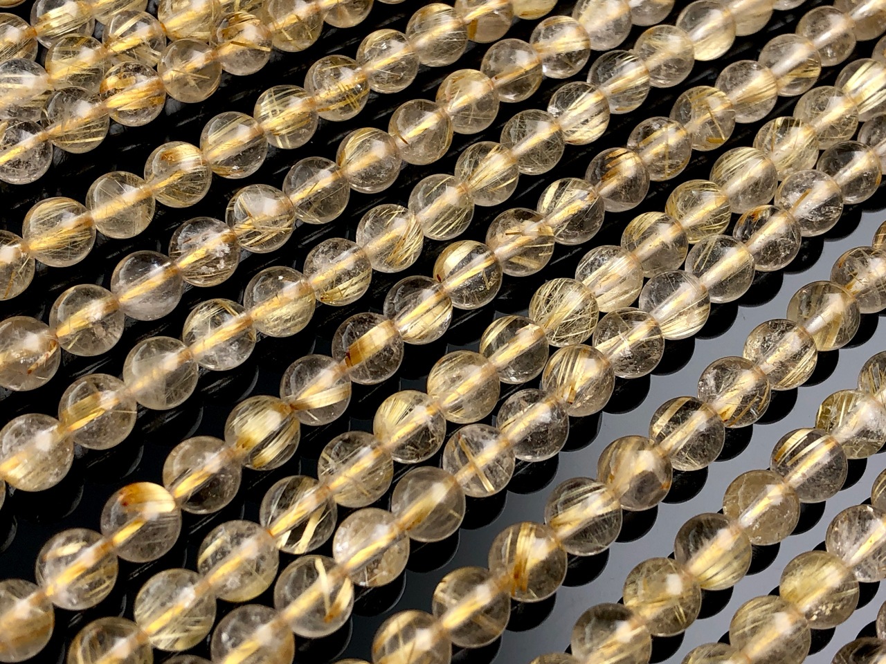 ビッシリルチルトップリビアンブレス 極上】天然アイリスクォーツと