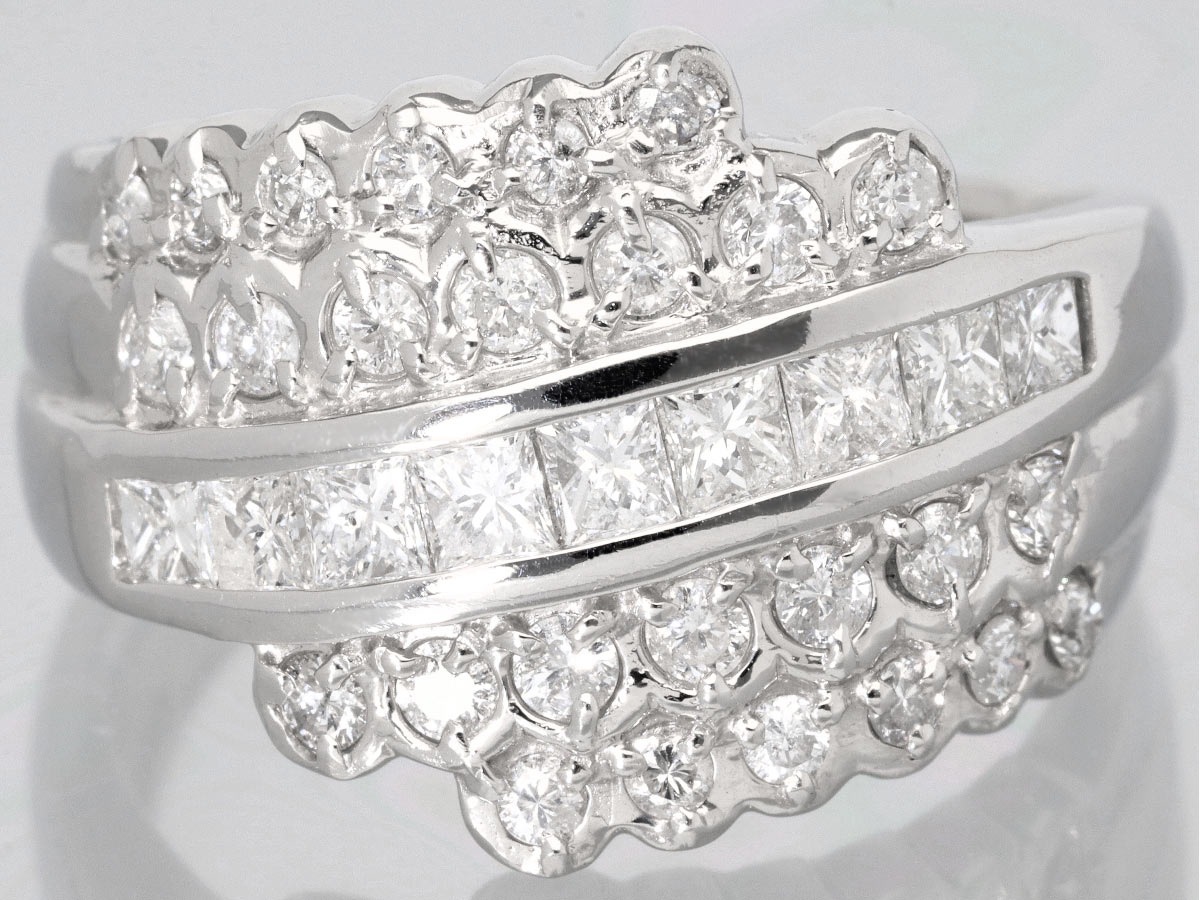 1点物】鑑別書付き☆世界四大宝石☆Pt900☆1.00ct☆プリンセスカット 