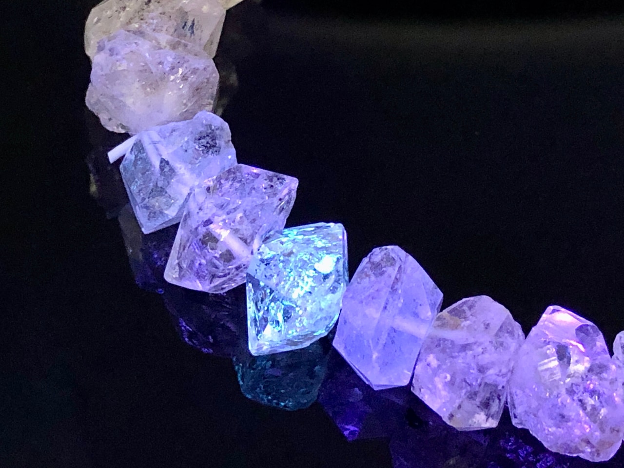 ¡Ú1ÅÀʪ¡Û·Ö¸÷ȯ¿§¡ú¥À¥¤¥ä¥â¥ó¥É¿å¾½¡ú¥Ñ¥¥¹¥¿¥ó»º¡úÅ·Á³ÀХ֥쥹¥ì¥Ã¥È/¥ª¥¤¥ë¥¤¥ó¥Ï¡¼¥¥Þ¡¼¥À¥¤¥ä¥â¥ó¥É¡ÊÀÐÌýÆþ¤ê¿å¾½/ξƬ¿å¾½/¥À¥Ö¥ë¥Ý¥¤¥ó¥È¥¯¥ê¥¹¥¿¥ë¡Ë/Ìó9-12¡ß3-6mm/1ËÜ¡ÚÅ·Á³ÀÐ/¥Ñ¥ï¡¼¥¹¥È¡¼¥ó¡Û¡Ú¥¢¥á¥ê¥«¥Ä¡¼¥½¥ó¡¦¹á¹ÁŸ¼¨²ñ¡¦À¤³¦³ÆÃϽПÉÊÇ㤤ÉÕ¤±¡Û