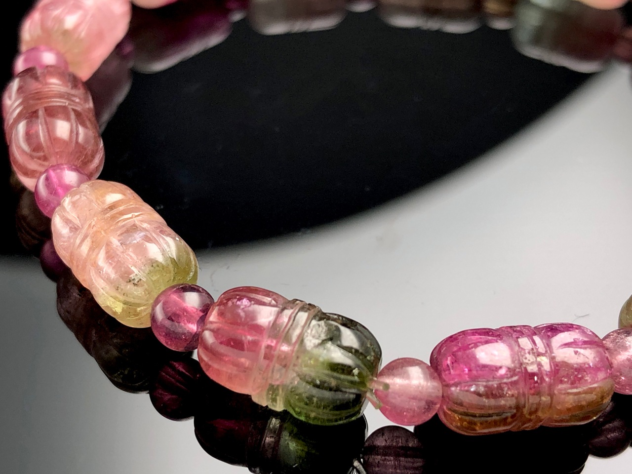 1点もの】艶々！カラフル発色☆心身の活性化と健康運の石☆天然石