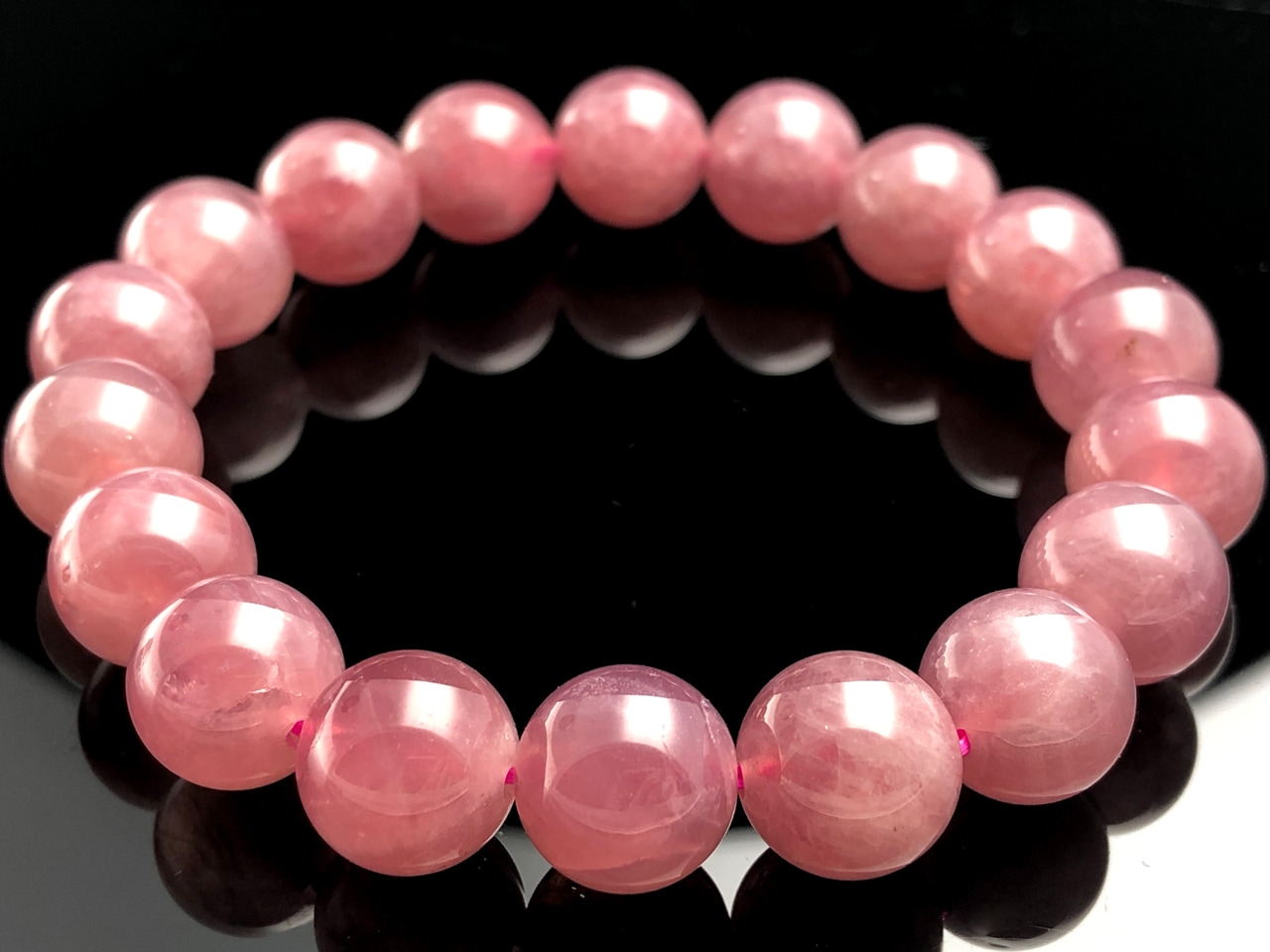 マダガスカル産ディープローズクォーツのブレスレット 1点物】マダガスカル産☆天然石ブレスレット/ディープローズクォーツ