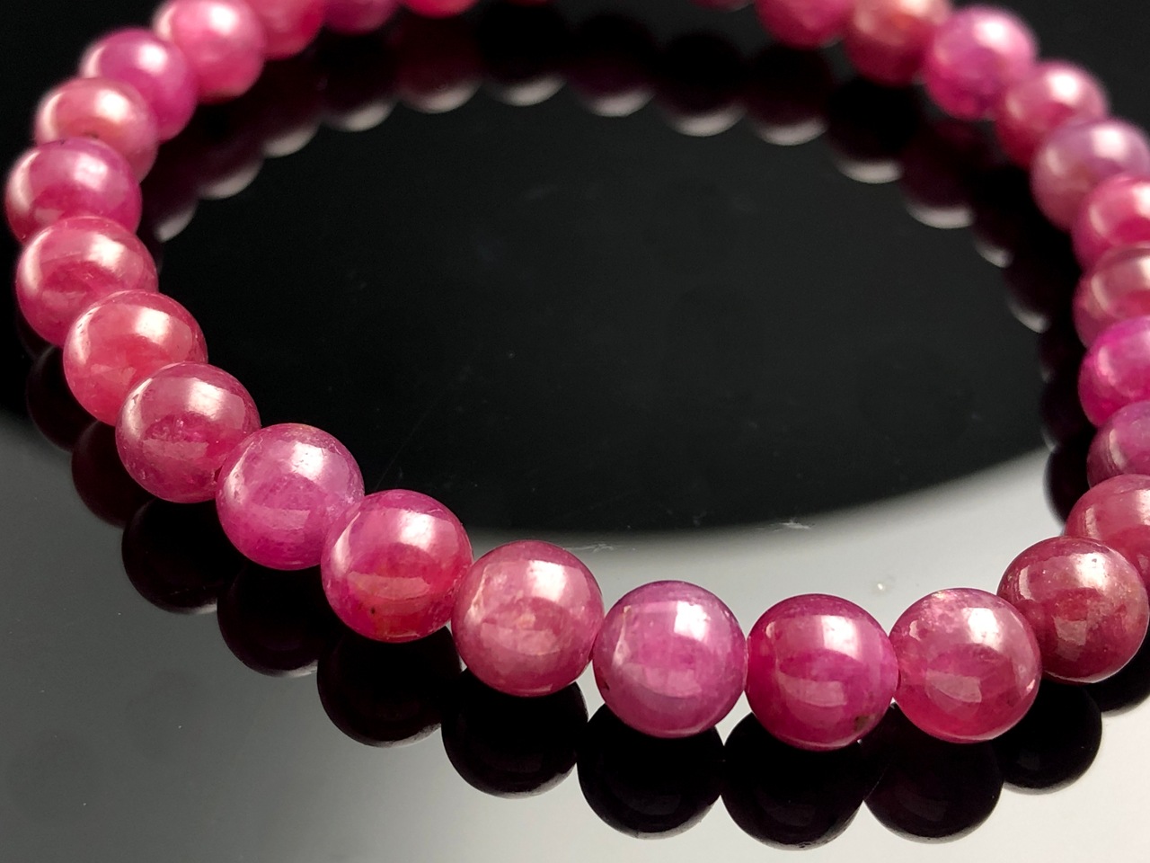 1点もの】宝石の女王ルビー☆濃厚発色！☆マダガスカル産☆天然石  