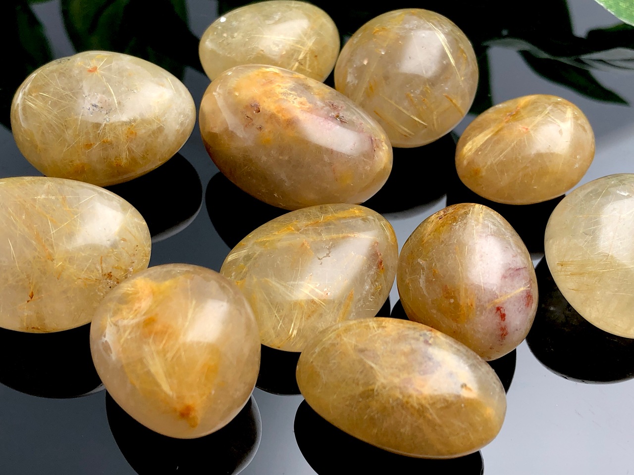 ルチルクォーツ　タンブル　天然石　25個 楽天市場】ルチルクォーツ タンブル ブラジル産 金紅石入り水晶