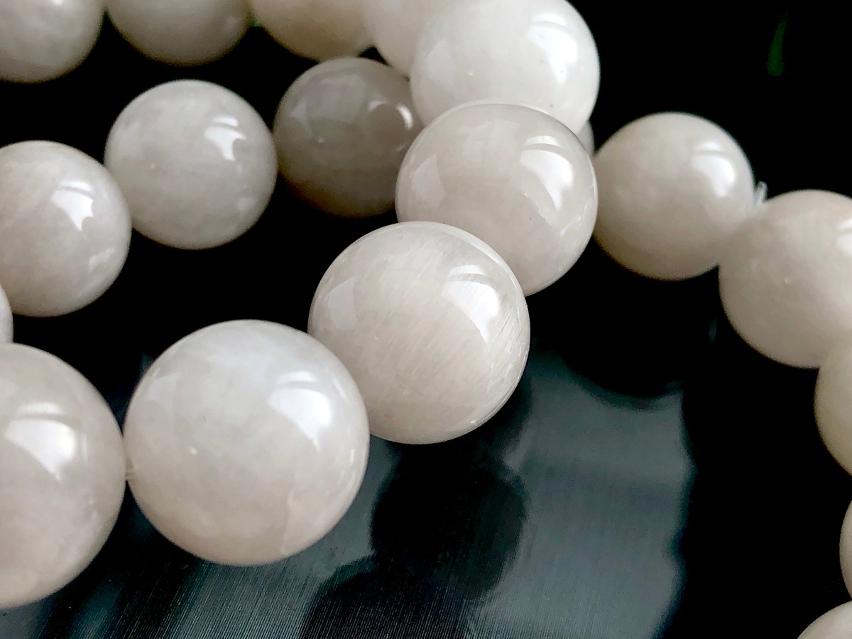 優しい乳白色☆天然石ブレスレット/ホワイトルチルクォーツ(アンフィ