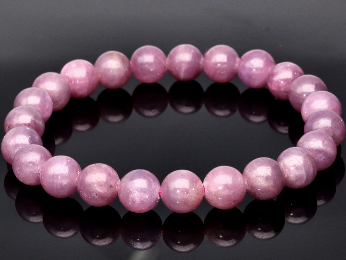 天然非無着色日本産スギライト40AA ブレスレット